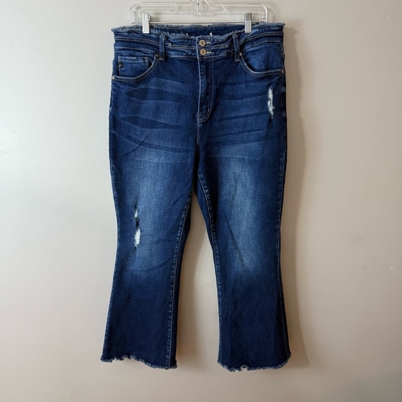 KanCan High Rise Distressed Blue Jeans size 2X - Picture 11 of 11
